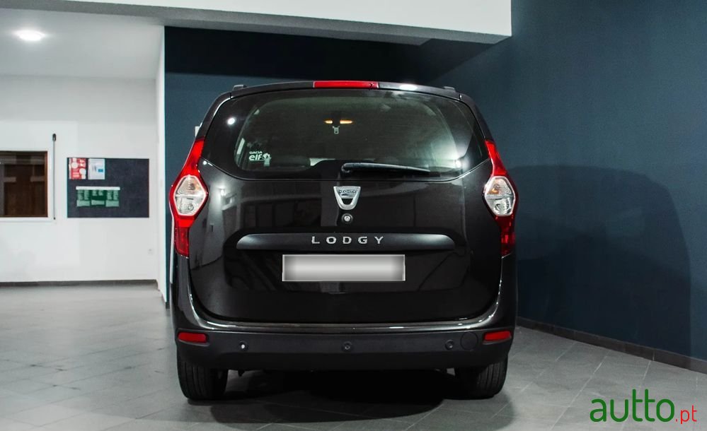 2013' Dacia Lodgy 1.5 Dci Confort 7L photo #2