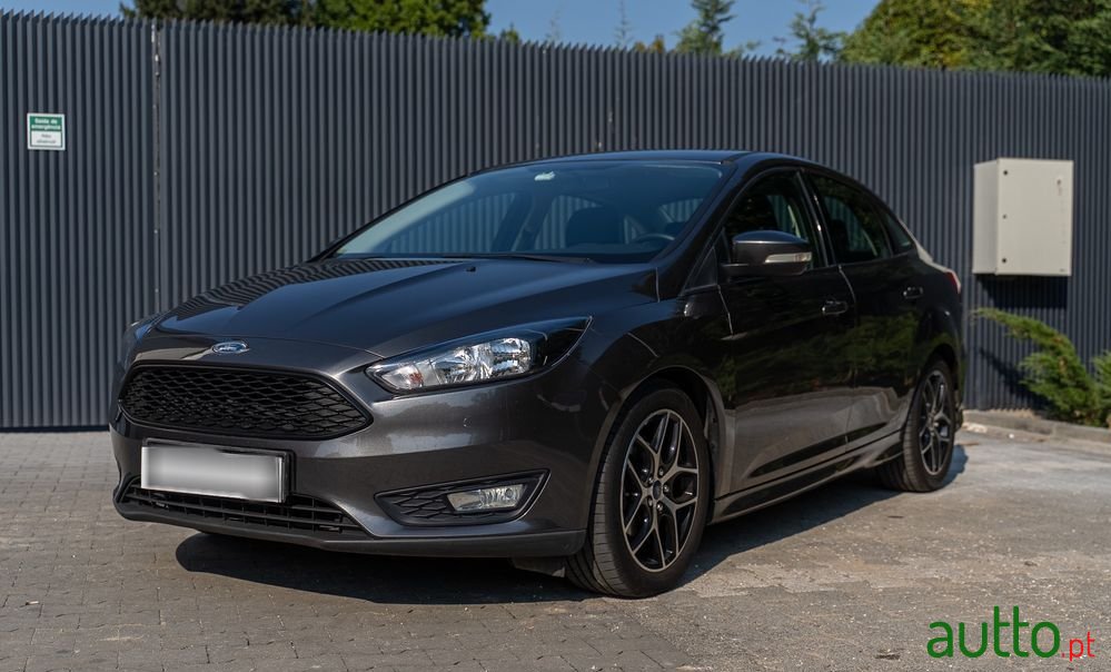 2015' Ford Focus photo #6