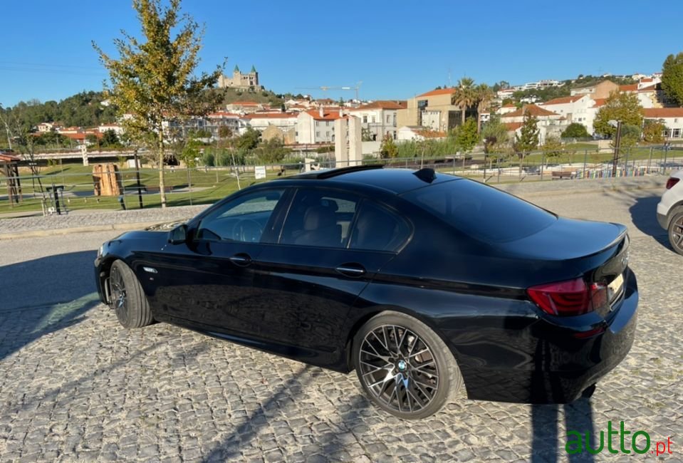 2010' BMW 535 photo #6