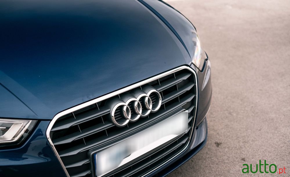 2015' Audi A3 photo #2