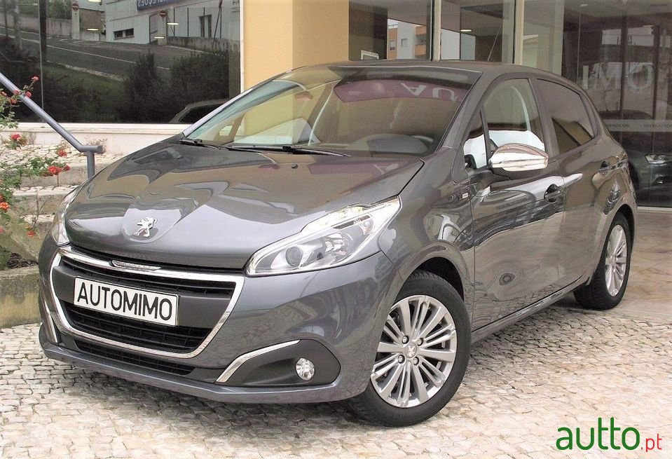 2016' Peugeot 208 photo #1