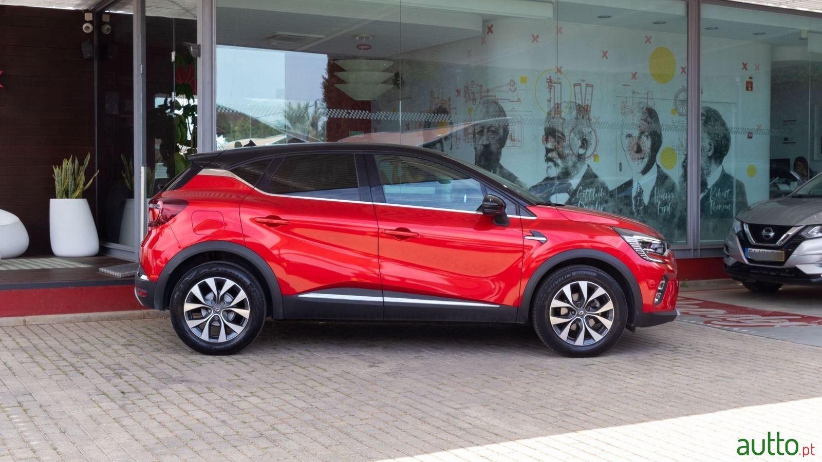 2021' Renault Captur photo #5