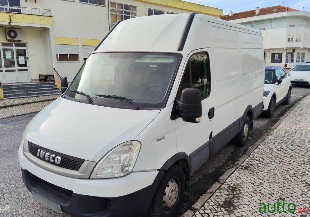 2009' Iveco Daily photo #1