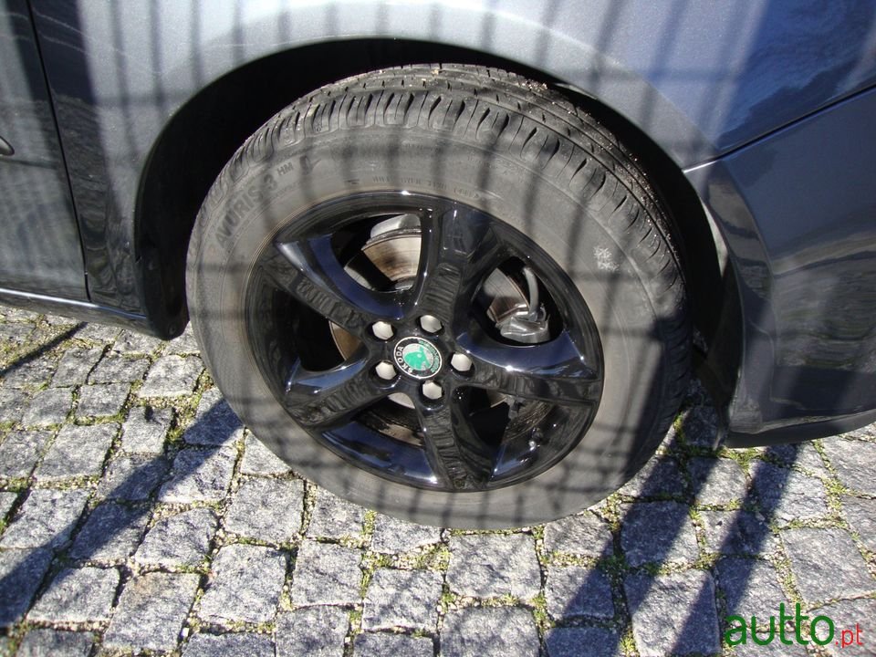 2010' Skoda Fabia photo #4