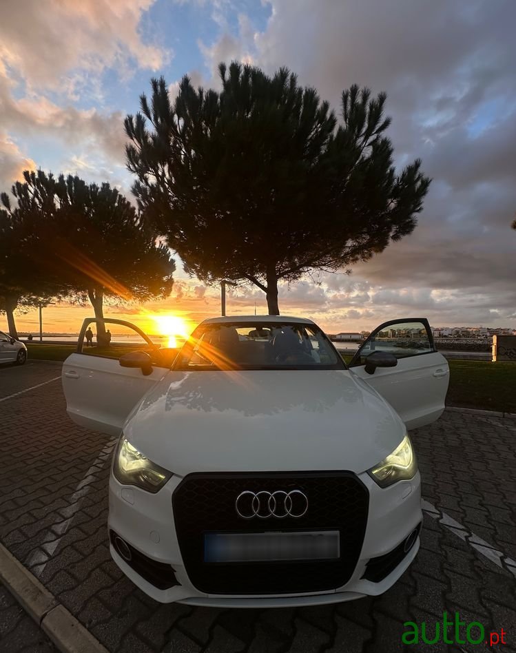 2011' Audi A1 photo #1