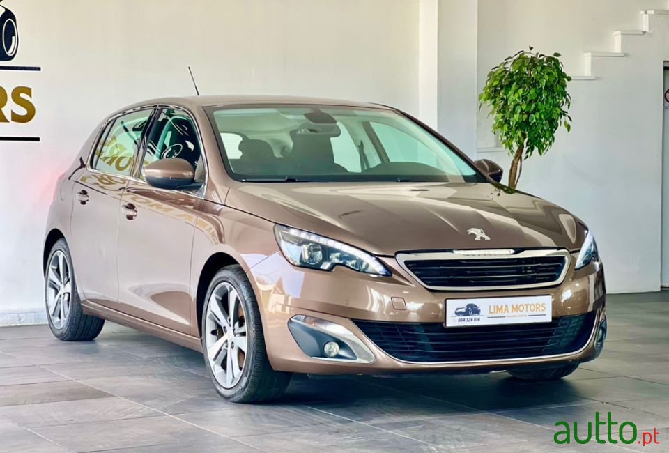 2014' Peugeot 308 photo #3