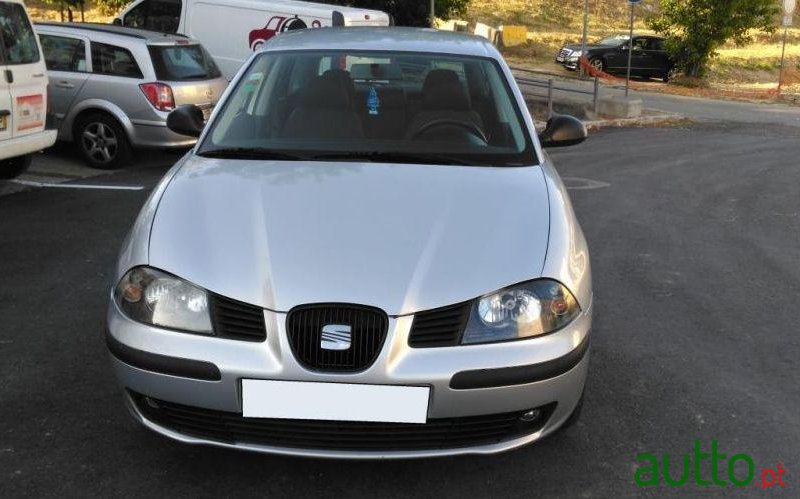 2005' SEAT Ibiza photo #5