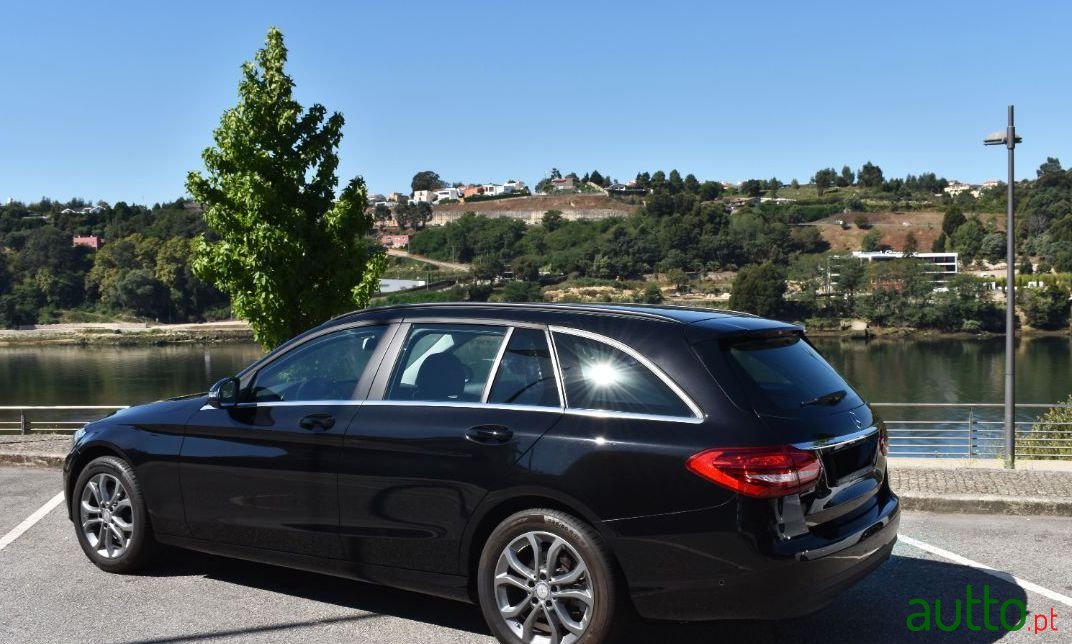 2016' Mercedes-Benz C-200 photo #1