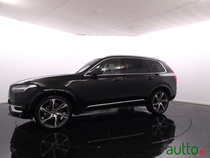 2023' Volvo Xc 90 photo #2