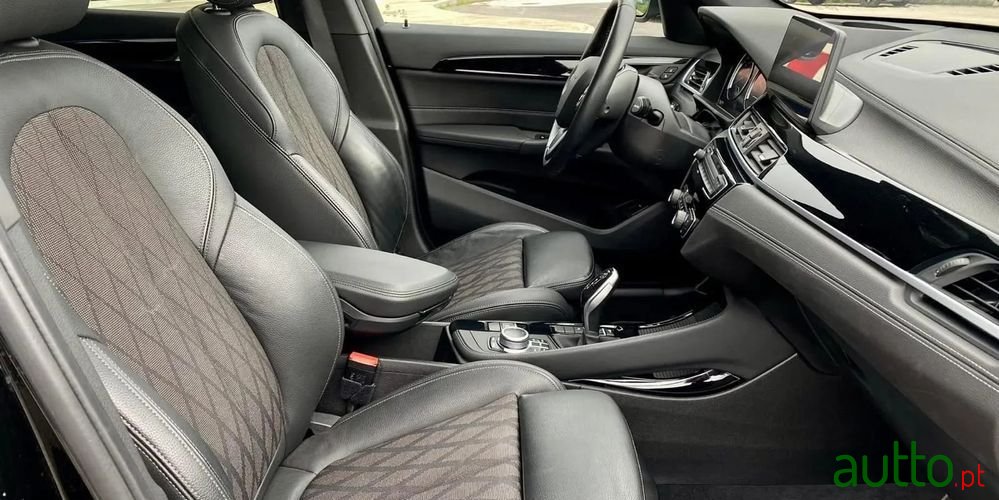 2021' BMW Série X 16 D Sdrive Auto photo #4