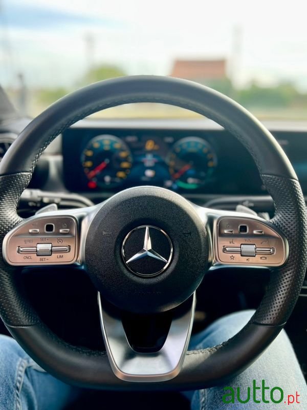 2021' Mercedes-Benz Cla-250 photo #6
