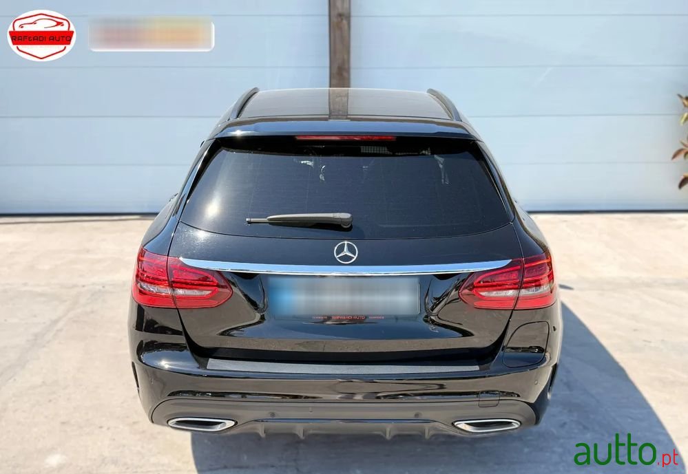 2020' Mercedes-Benz Classe C photo #5