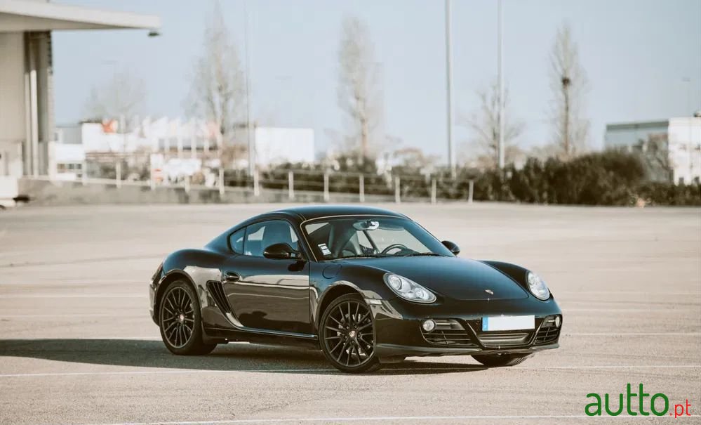 2010' Porsche Cayman photo #1