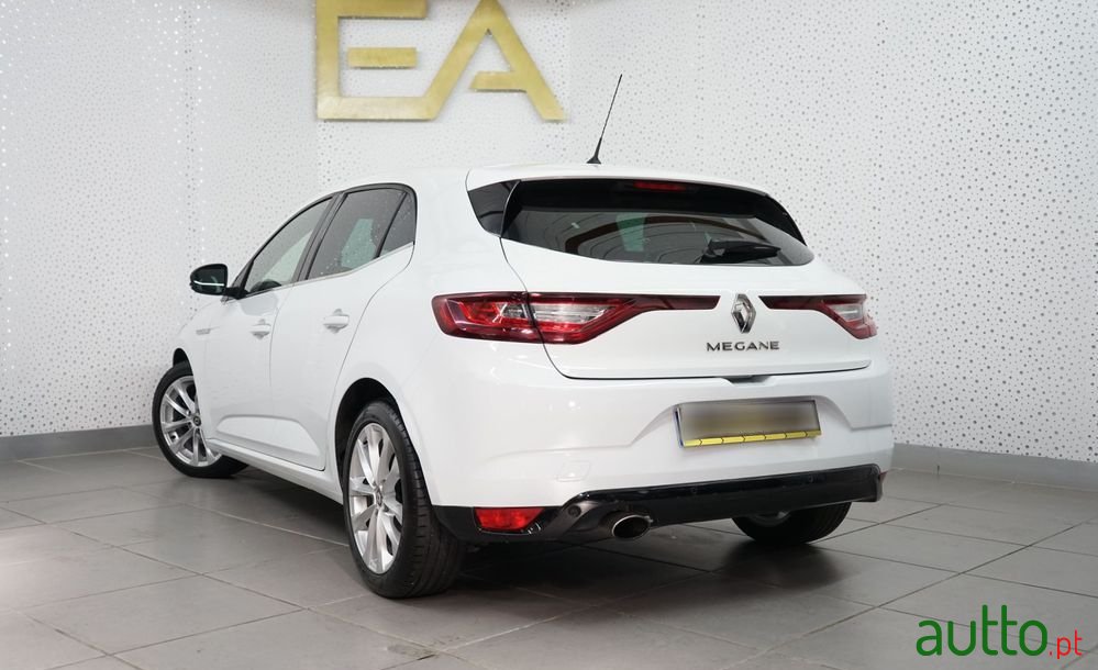 2017' Renault Megane Energy Tce 130 Limited photo #4