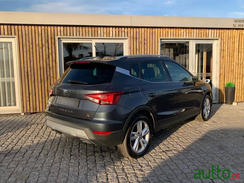 2020' SEAT Arona 1.0 Tsi Fr photo #6