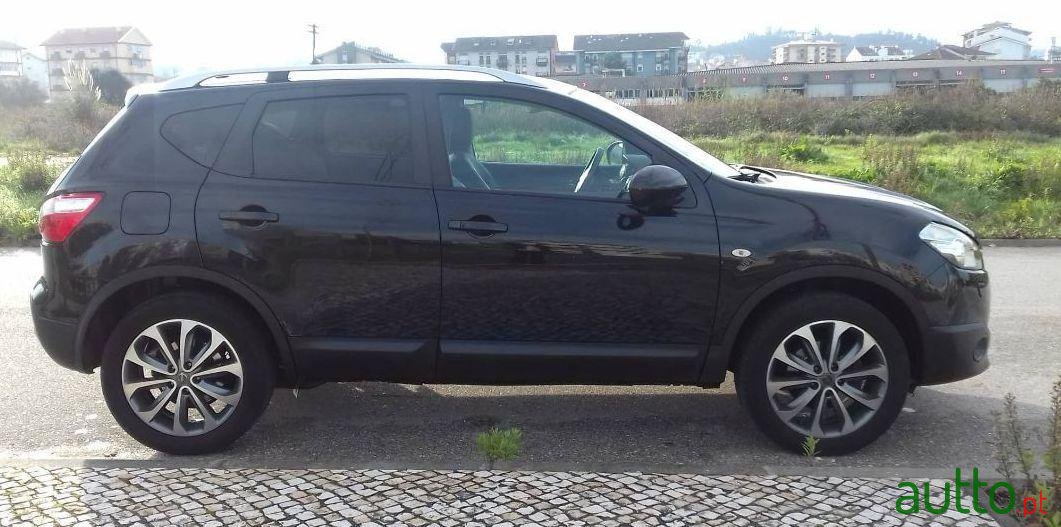 2010' Nissan Qashqai photo #2