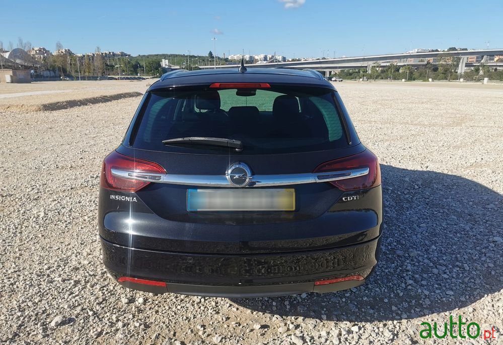 2016' Opel Insignia Sports Tourer photo #3