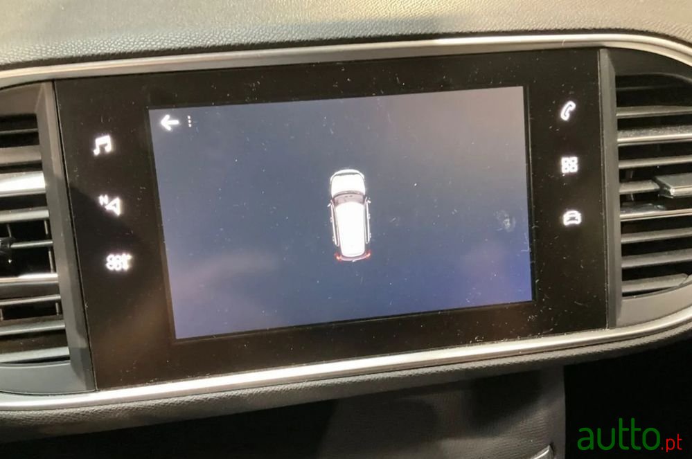 2018' Peugeot 308 photo #3
