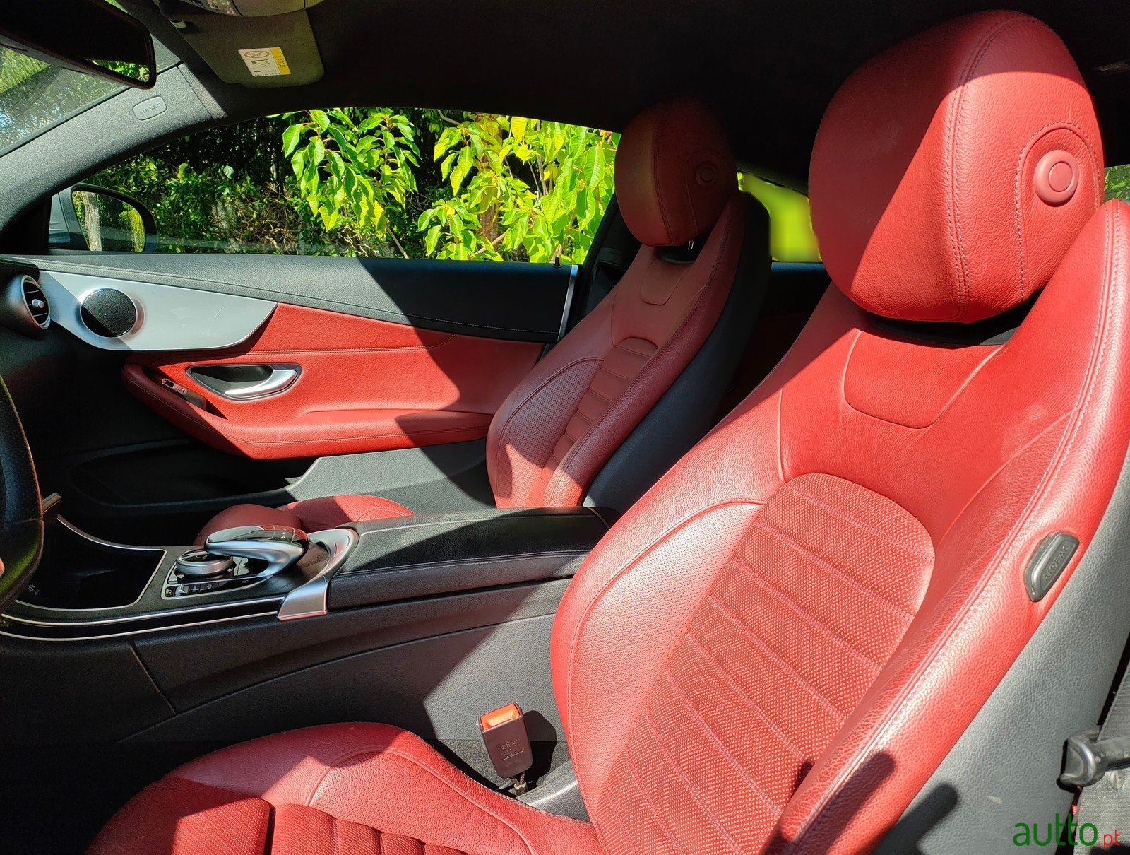 2016' Mercedes-Benz C 250 photo #3