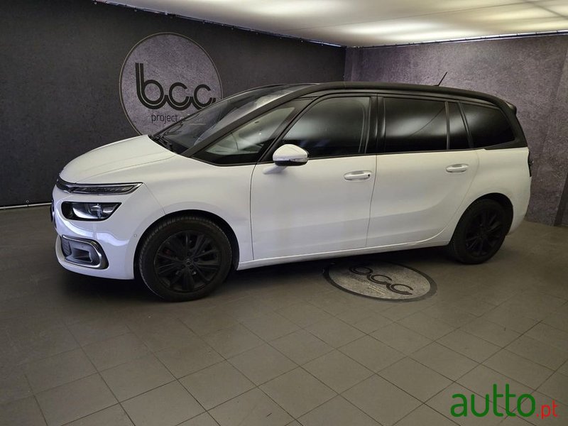 2018' Citroen C4 Grand Picasso photo #1