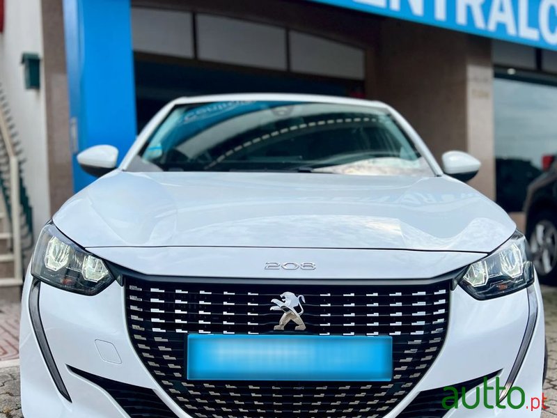 2021' Peugeot 208 1.5 Bluehdi Active Pack photo #3