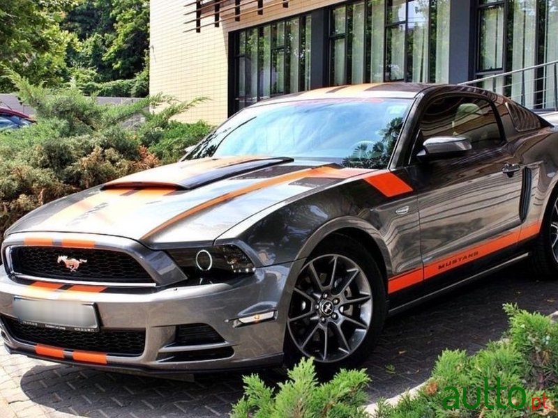 2014' Ford Mustang photo #1
