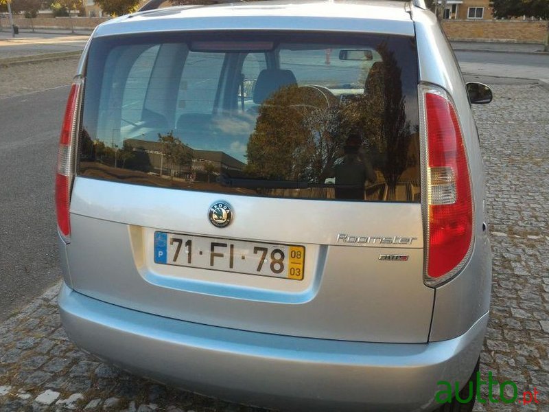 2008' Skoda Roomster 1.2 Htp Style photo #3