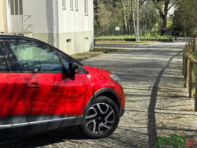 2015' Renault Captur photo #6