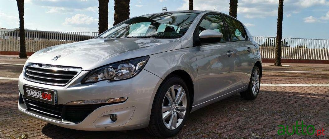 2015' Peugeot 308 1.6 Ble Hdi Active photo #2
