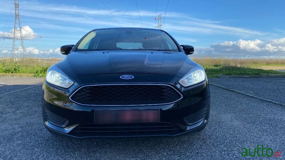 2016' Ford Focus photo #2
