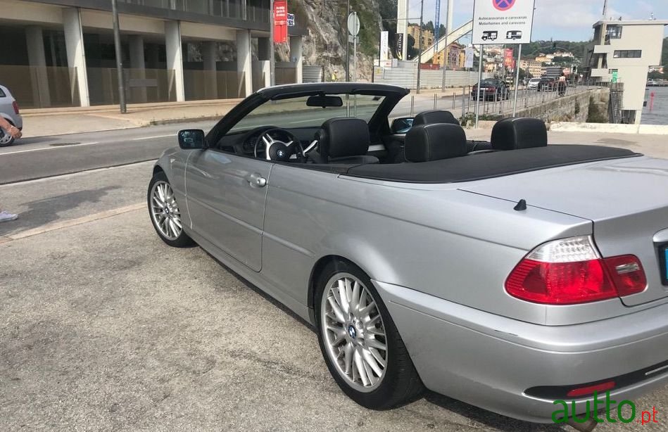 2004' BMW 318 photo #3