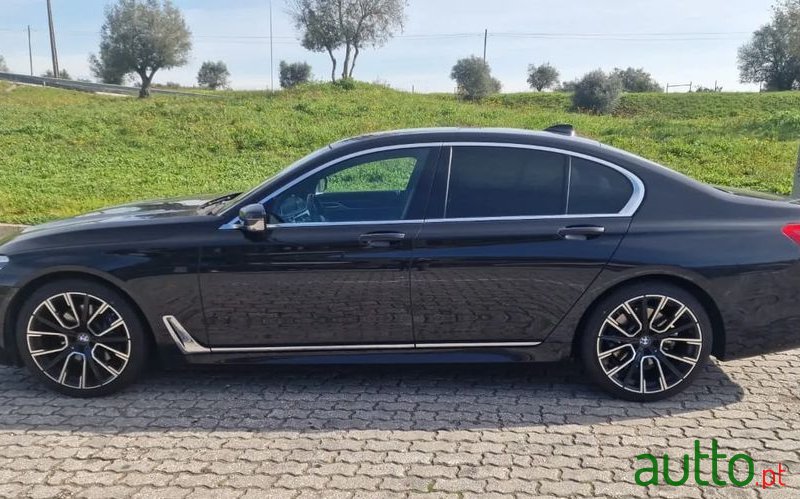 2016' BMW 730 D Xdrive Pack M photo #2