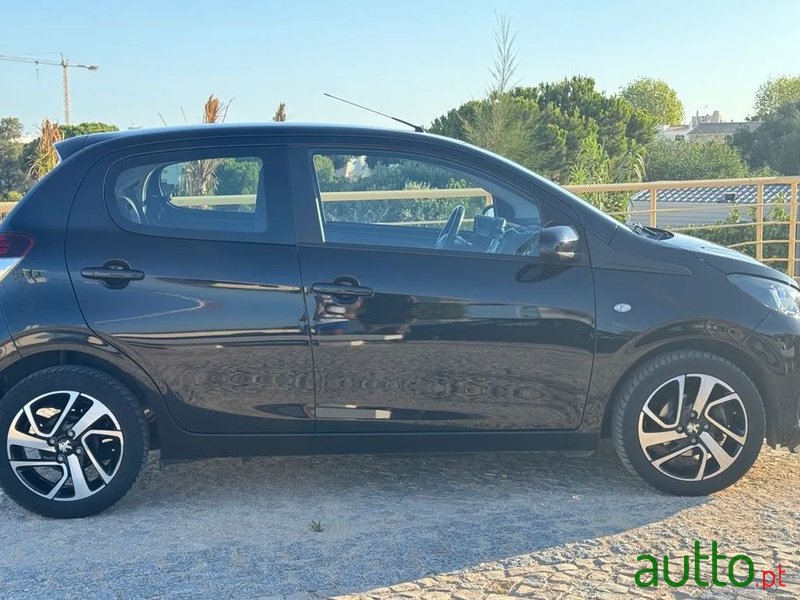 2020' Peugeot 108 1.0 E-Vti Allure photo #2