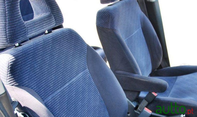 2001' Honda Stream photo #3