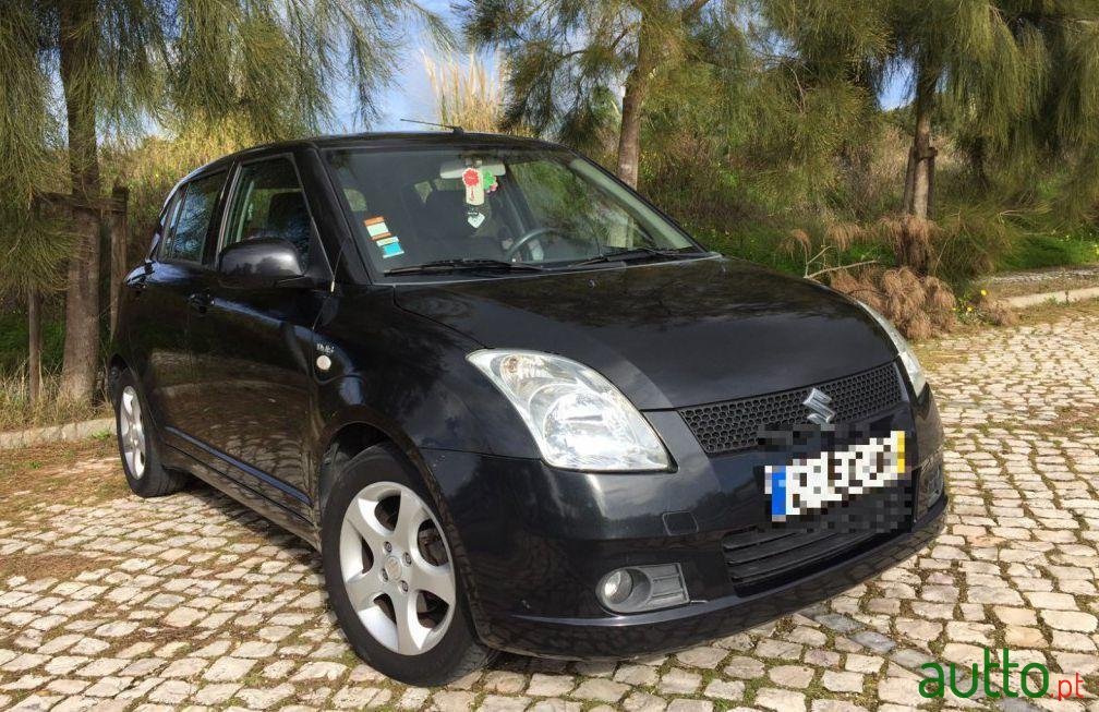 2007' Suzuki Swift 1.3 Ddis photo #2