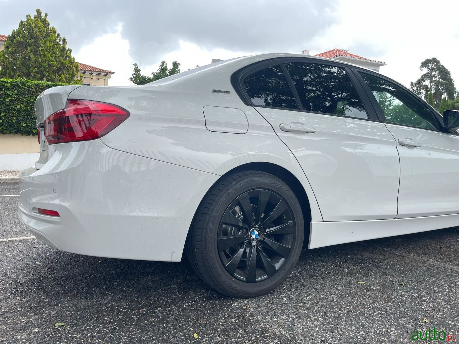 2018' BMW 330 photo #4