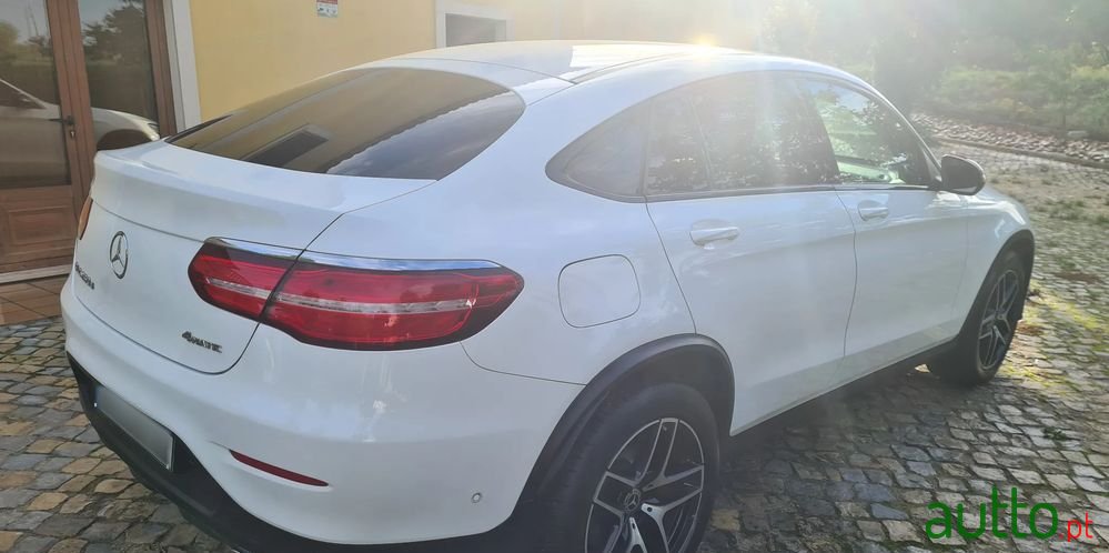 2017' Mercedes-Benz GLC 250 photo #5