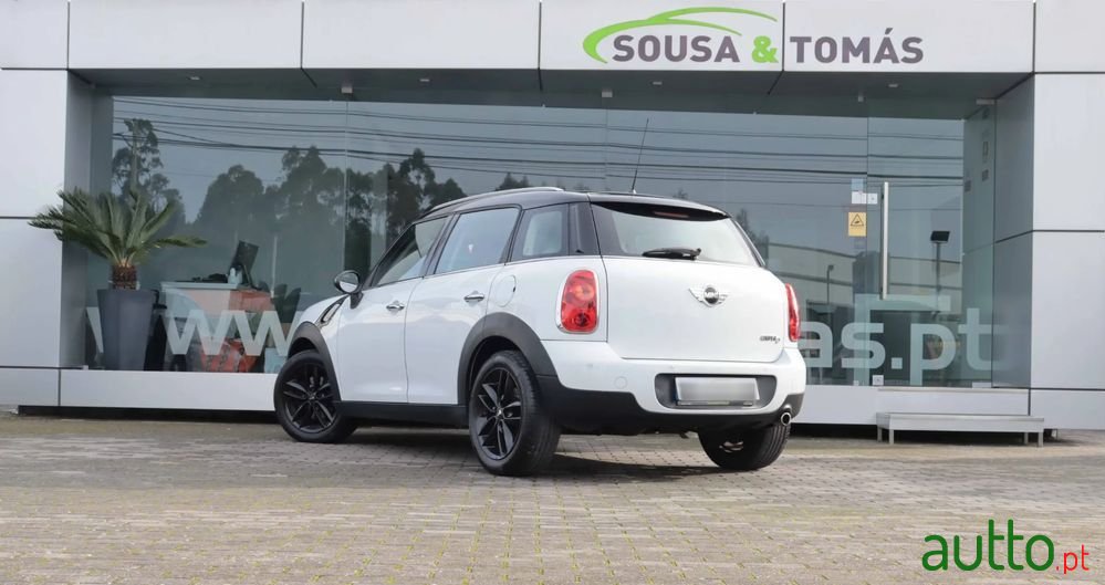 2012' MINI Countryman Cooper D photo #4