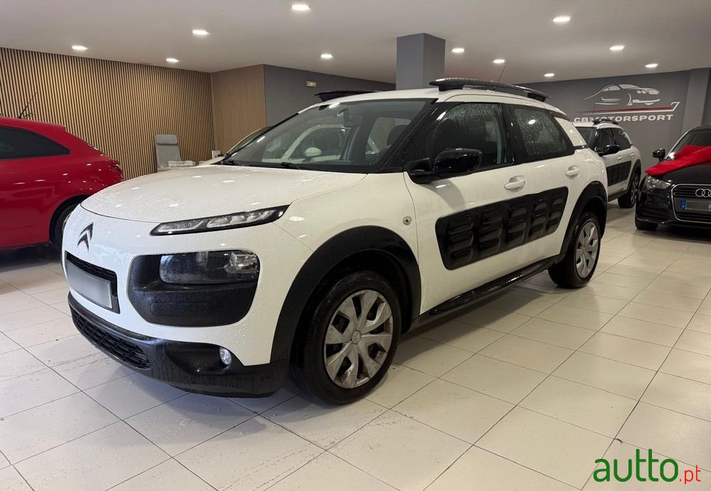 2015' Citroen C4 Cactus photo #1