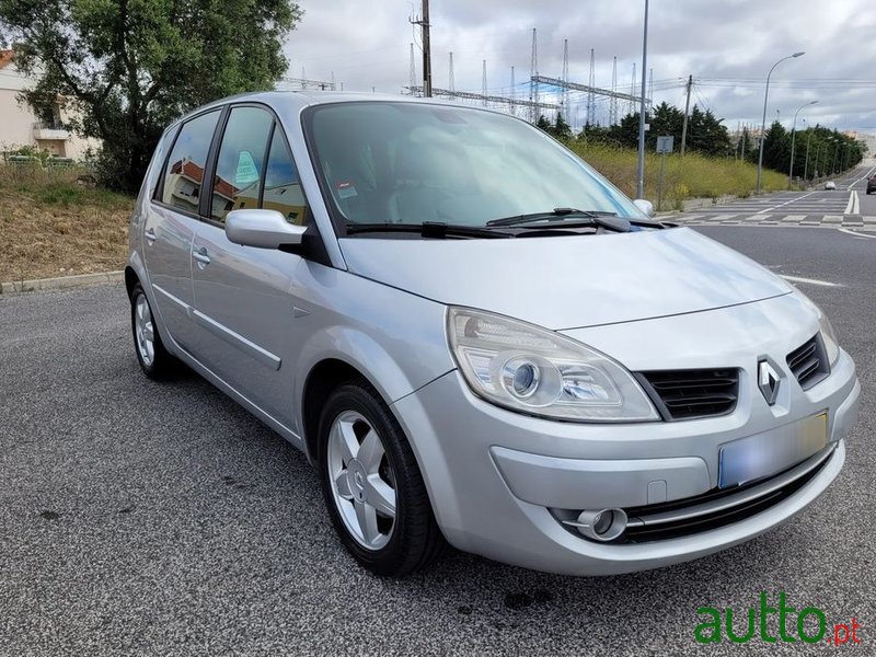 2007' Renault Scenic photo #4