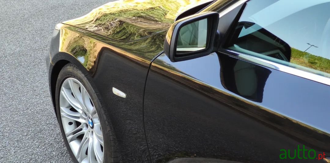 2005' BMW 535 photo #2