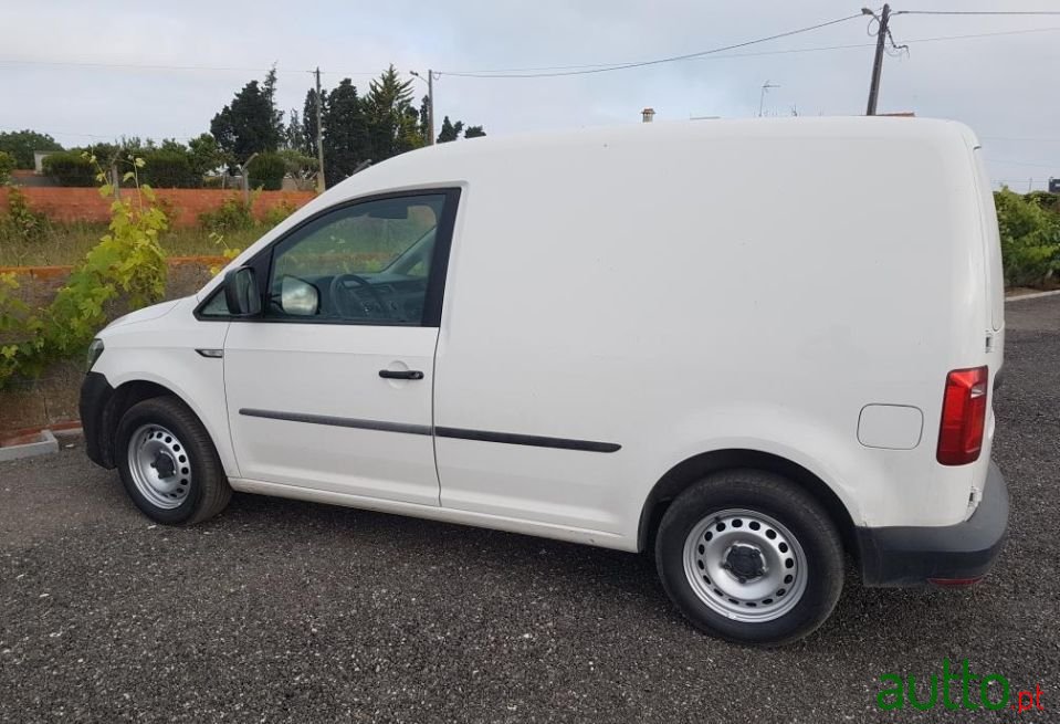 2016' Volkswagen Caddy photo #2