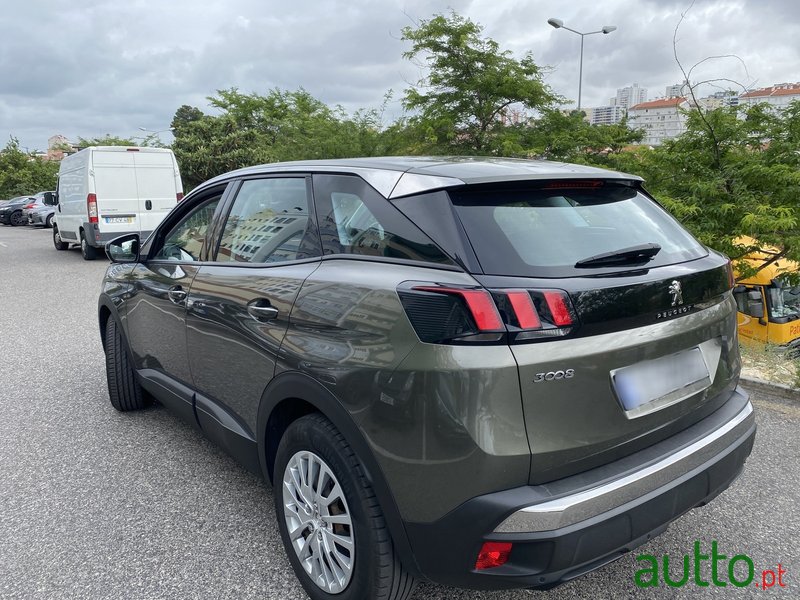 2017' Peugeot 3008 photo #3