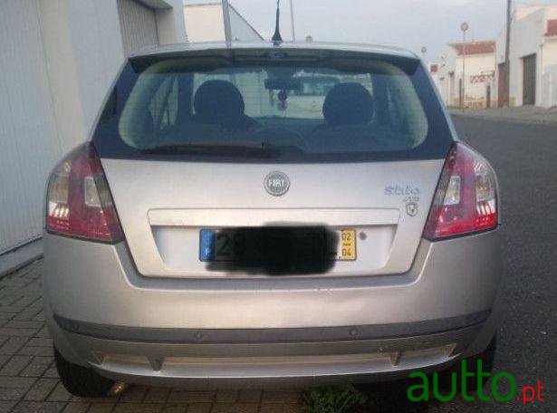 2002' Fiat Stilo 1.9 Jtd photo #2