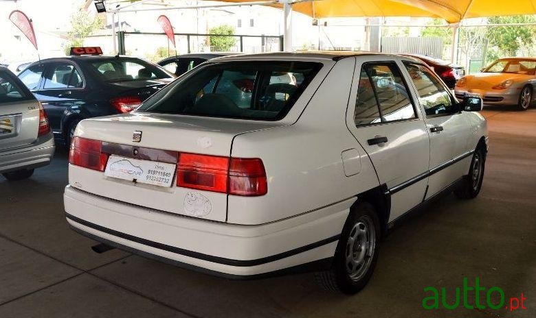 1992' SEAT Toledo 1.9 Td Glx photo #2