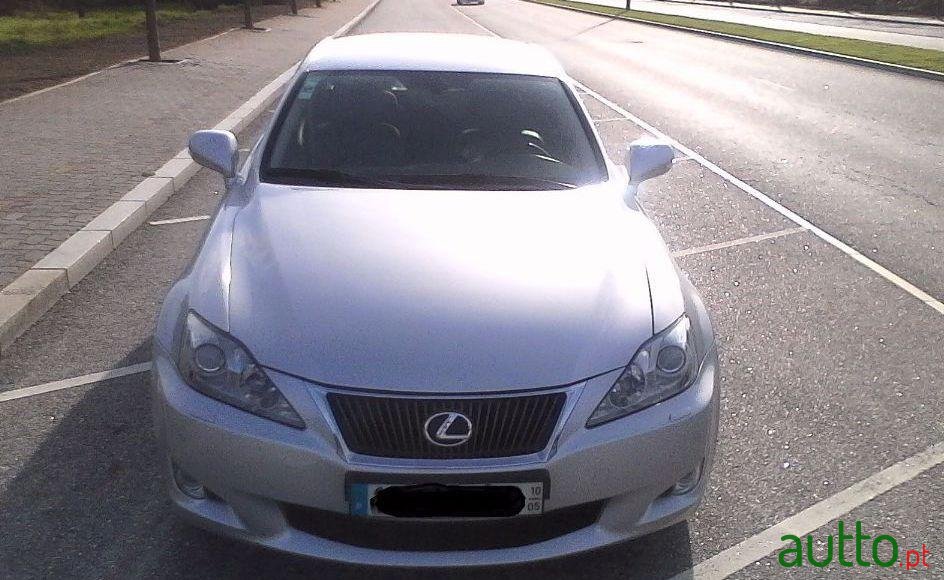 2010' Lexus Is-220 Luxury photo #4