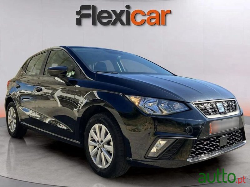 2021' SEAT Ibiza 1.0 Tsi Style photo #1