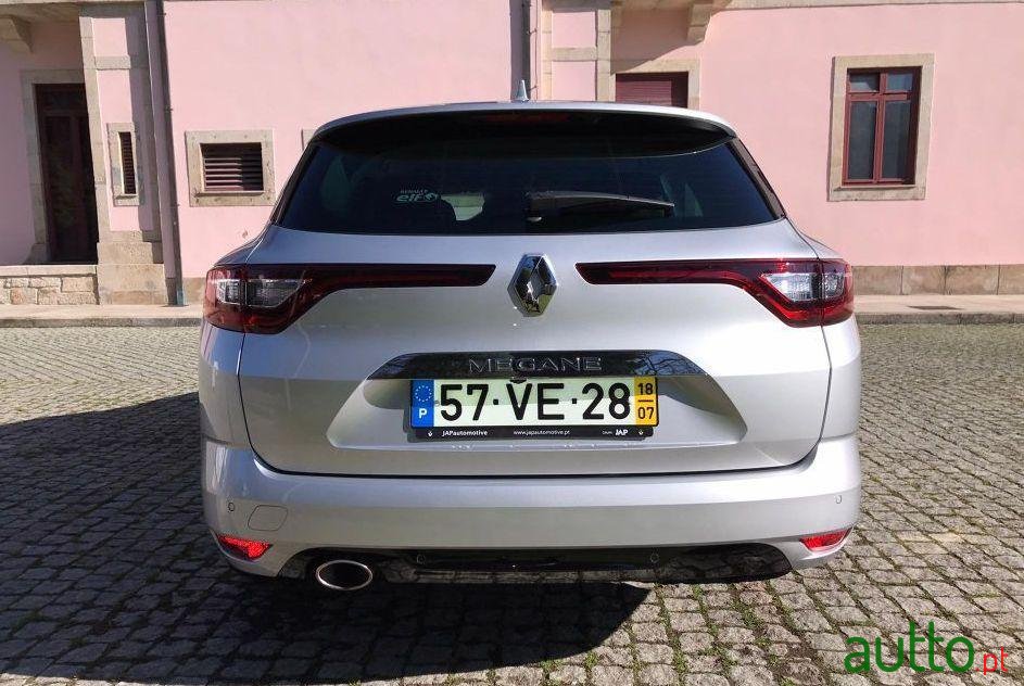 2018' Renault Megane Sport Tourer photo #1