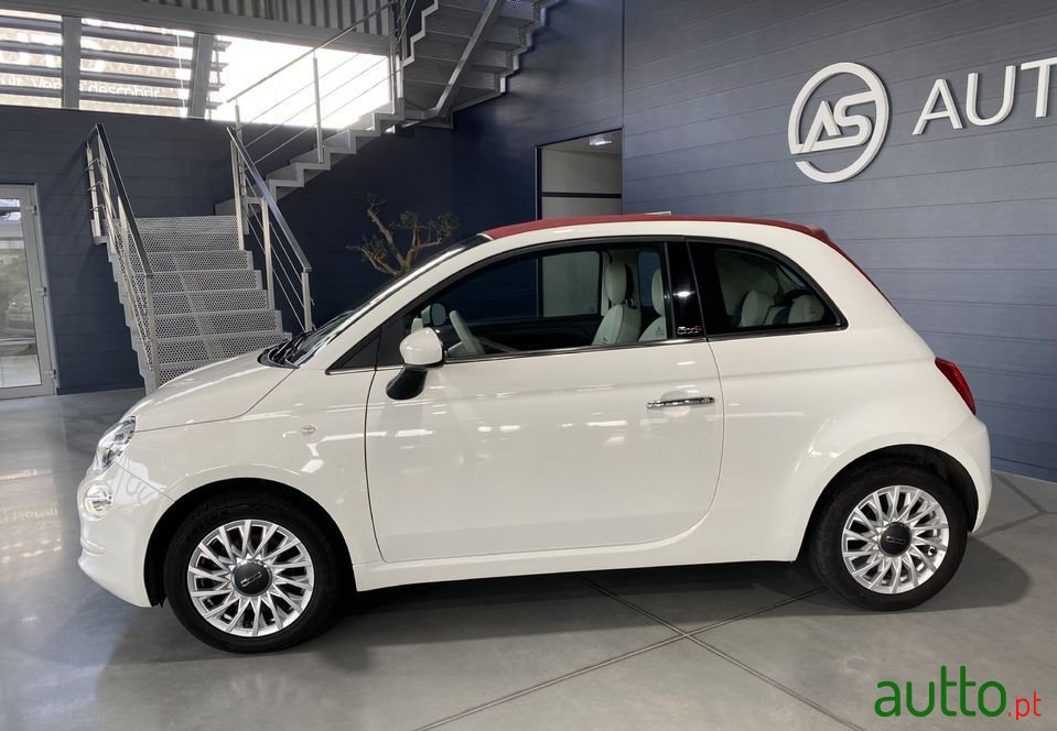 2020' Fiat 500C photo #2