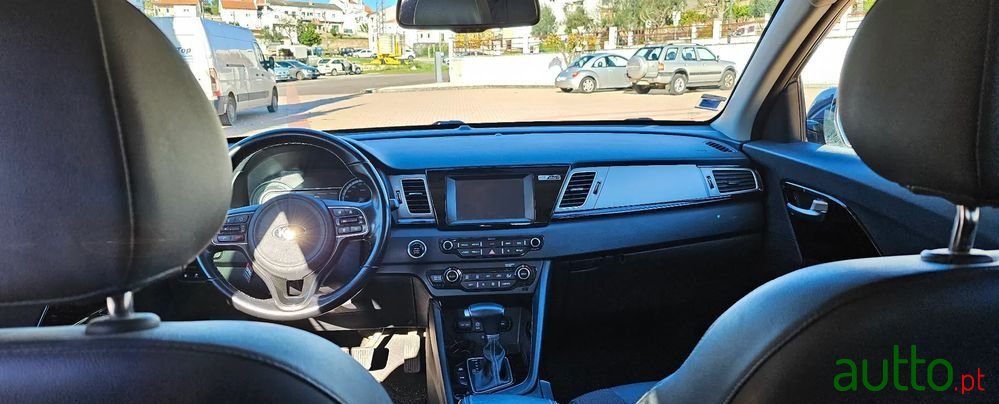 2018' Kia Niro 1.6 Gdi Phev Tx photo #4